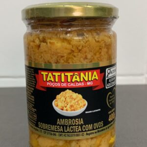 Frasco de ambrosia, sobremesa láctea com ovos, da marca Tatitânia, pesando 400g.